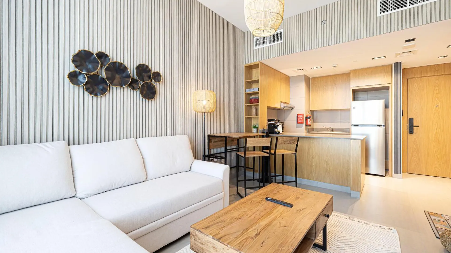 Wonderful Whole Apartment In Sharjah - Aura